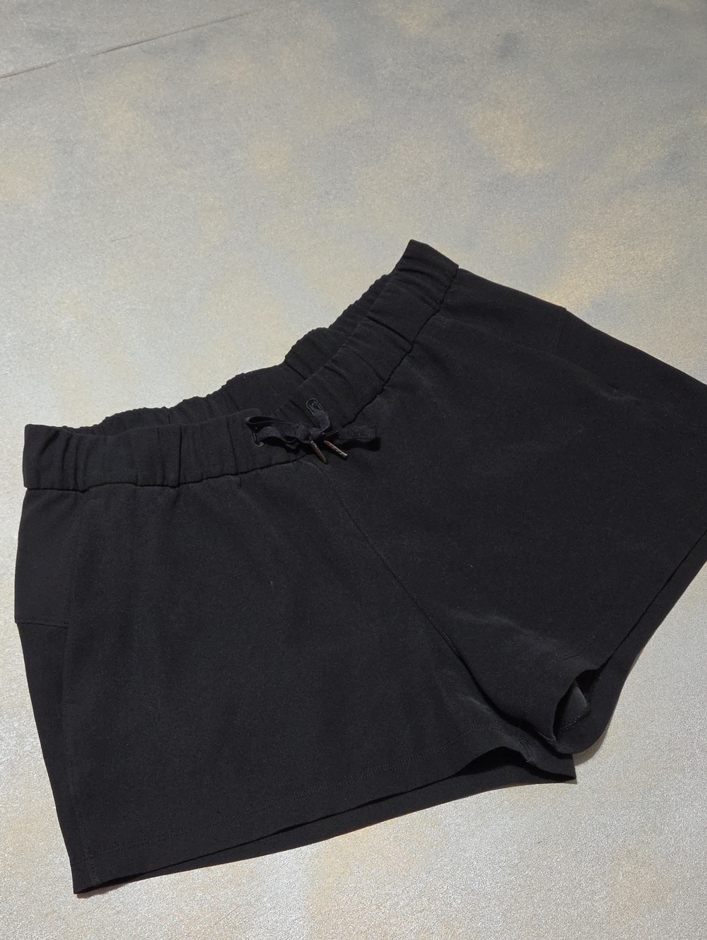 lululemon athletica Black Elastic-Waist Athletic Shorts